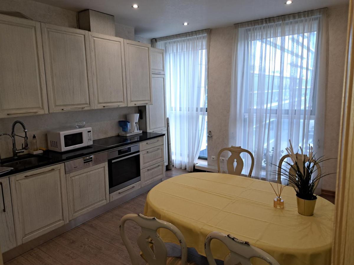 ريغا Andyshaun Service Appartments المظهر الخارجي الصورة