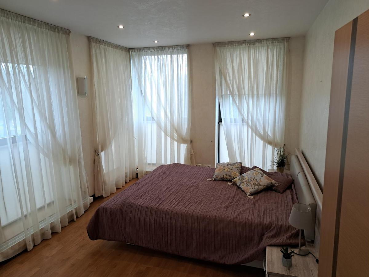 ريغا Andyshaun Service Appartments المظهر الخارجي الصورة